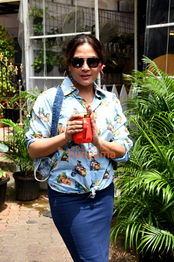 Photos: Richa Chadha spotted in Bandra Photos: Richa Chadha spotted in Bandra