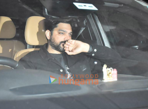 photos shanaya kapoor khushi kapoor and others snapped attending raksha bandhan party at rhea kapoors residence 1