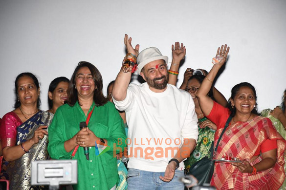 photos sunny deol celebrates rakshabandhan with anu ranjan 5