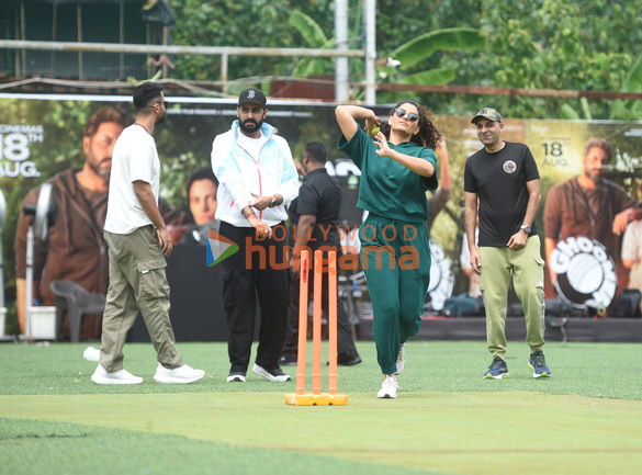 photos team of ghoomer organizes a cricket match with cast and crew 6