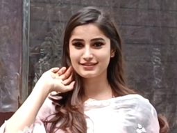 Rasha Thadani waves at paps as she gets clicked in a pink salwar