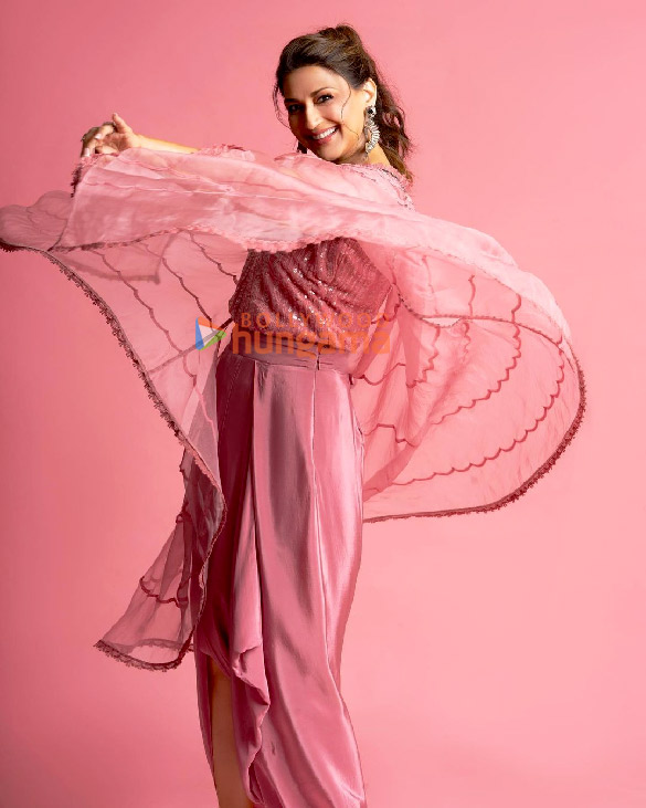 sonali bendre 1 15