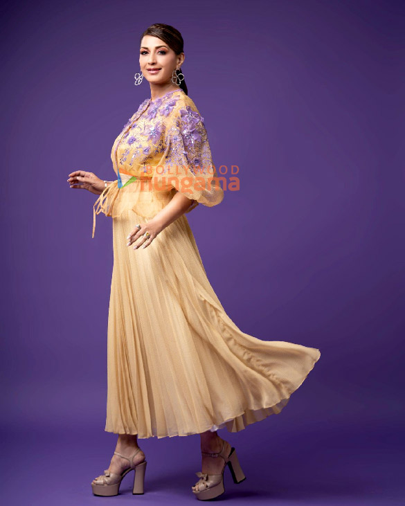sonali bendre 2 13
