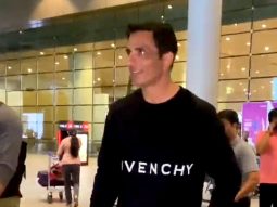 Sonu Sood gets clicked at the airport by paps