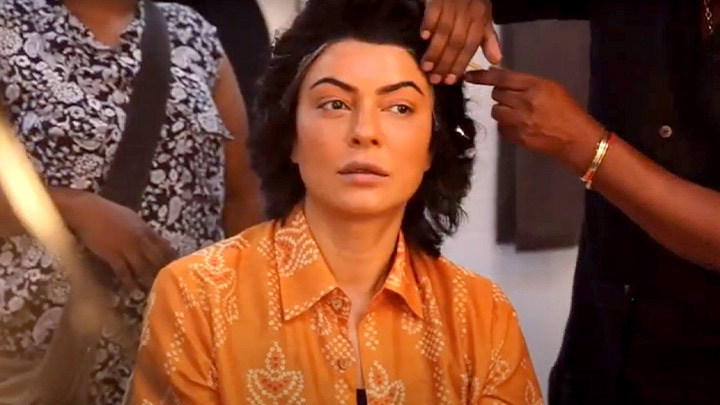Sushmita Sen’s transformation from Ganesh to Gauri deserves an applause!