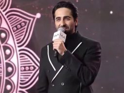 Ayushmann Khurrana And Prasoon Joshi Recite Their Poems At The Prestigious IndAA Awards