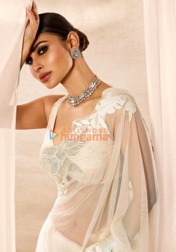 Celeb Photos Of Mouni Roy