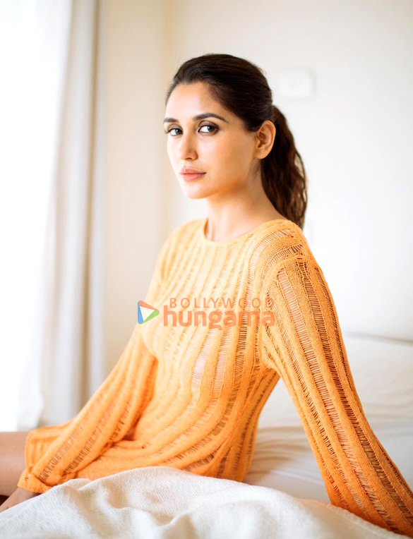 nikita dutta 1 89