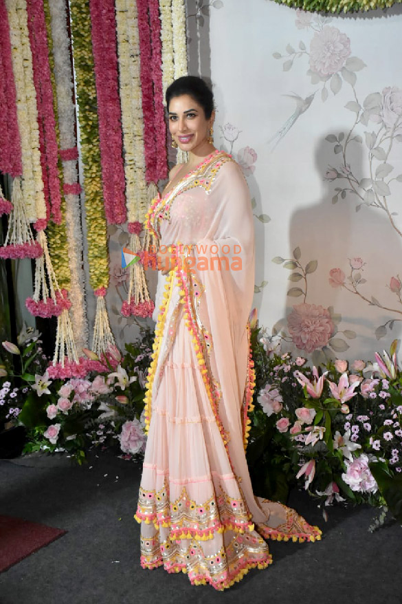 photos celebs arrive at arpita khans house for ganpati darshan2 2 2