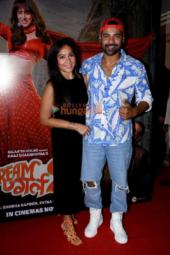 photos celebs grace the success bash of dream girl 2 23