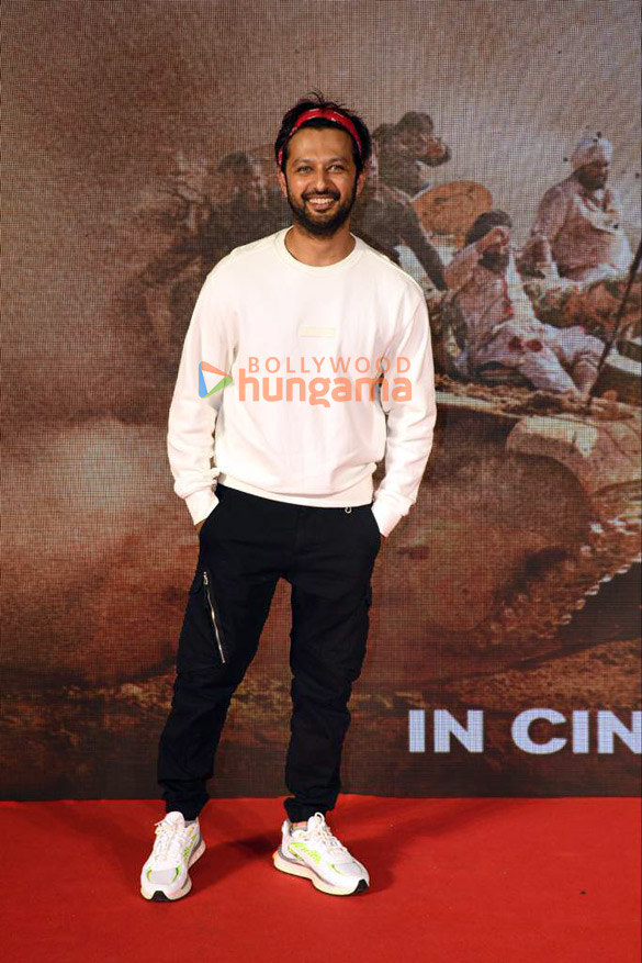 photos celebs grace the success bash of gadar 26 74