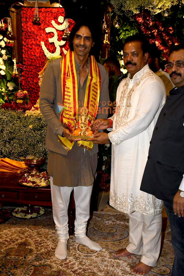 photos celebs snapped at cms residence for ganpati darshan 25