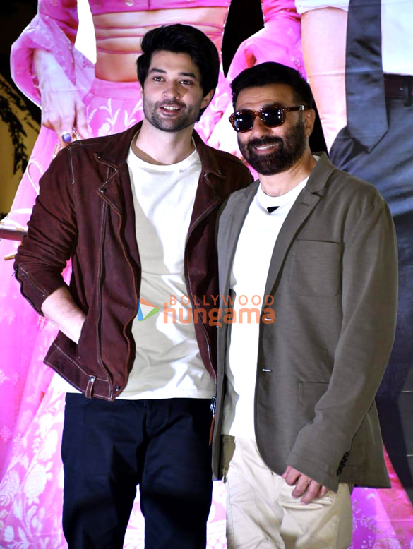 photos celebs snapped at dono trailer launch 5