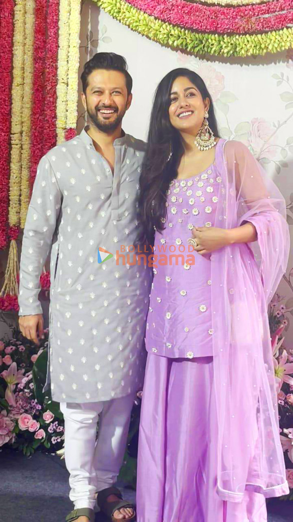 photos celebs snapped visiting arpita khans house for ganpati darshan 6