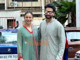 Photos: Celebs snapped visiting Shilpa Shetty’s house for Ganpati