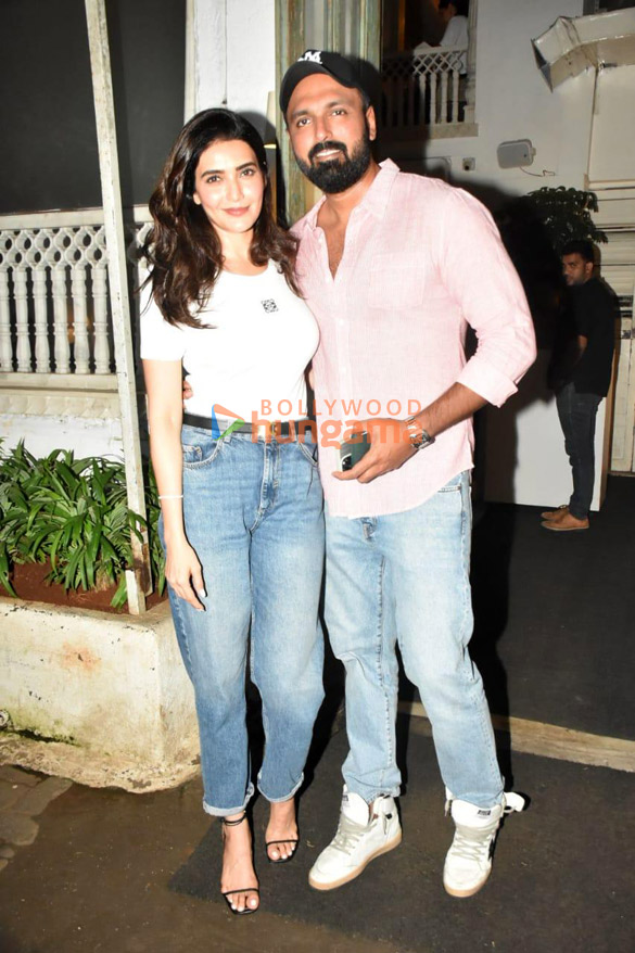 photos karishma tanna and varun bangera snapped in bandra 3