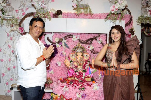 Photos: Madhur Bhandarkar and others snapped at Ishika Taneja’s Ganpati celebrations Photos: Madhur Bhandarkar and others snapped at Ishika Taneja’s Ganpati celebrations