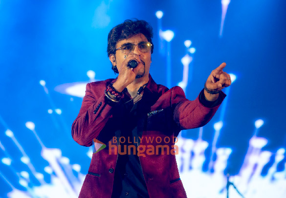 photos mickey singh narula performs at mystic music healing 1