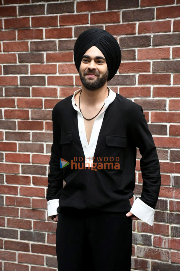 photos pulkit samrat richa chadha pankaj tripathi varun sharma and manjot singh snapped at excel entertainment office in bandra 1 4