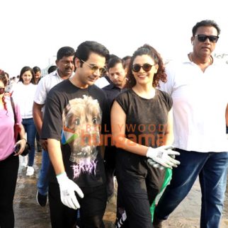 Photos: Rajkummar Rao and Saiyami Kher snapped participating in the Beach Clean-up drive in Juhu