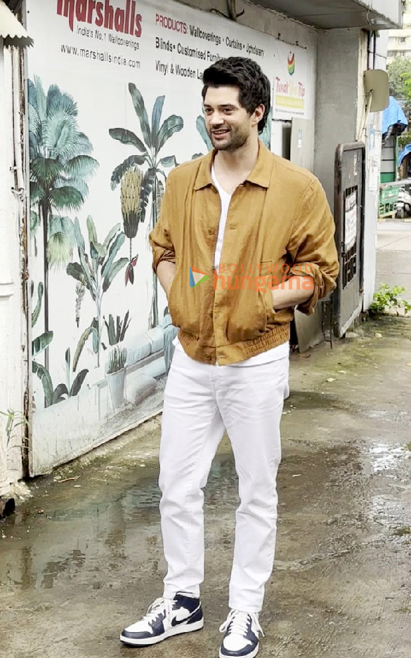 photos rajveer deol and paloma thakeria snapped promoting their film dono 5