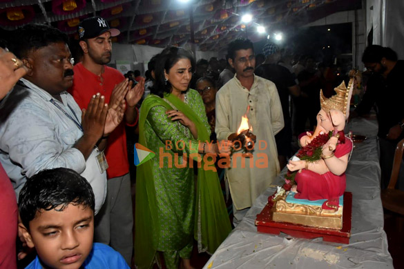 photos ranbir kapoor and neetu singh snapped at ganesh visarjan 5