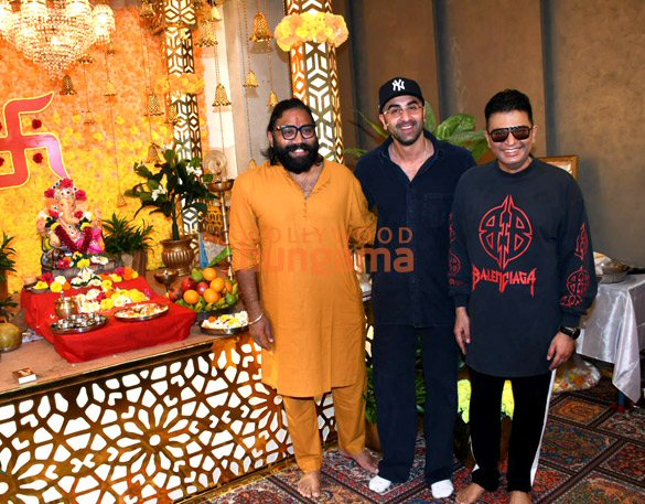 photos ranbir kapoor snapped at t series office for ganesh visarjan 2