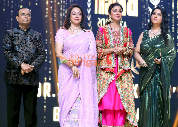 photos shilpa shetty hema malini amruta fadnavis and others celebrate dr yogesh lakhanis birthday at the 5th bright awards 1
