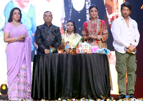 photos shilpa shetty hema malini amruta fadnavis and others celebrate dr yogesh lakhanis birthday at the 5th bright awards 2