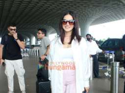 Photos: Sunny Leone, Elli AvrRam, Saif Ali Khan and Pragya Jaiswal snapped at the airport