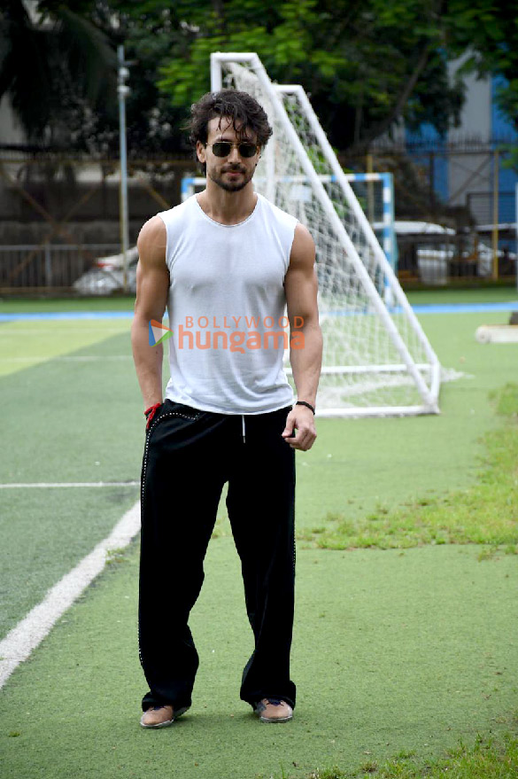 Photos: Tiger Shroff, Ibrahim Ali Khan, Ahan Shetty and Jim Sarbh snapped during a football match