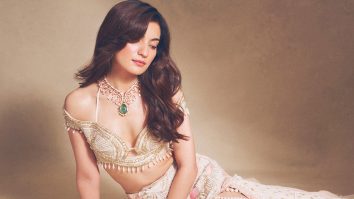 Celeb Wallpapers Of Pratibha Ranta