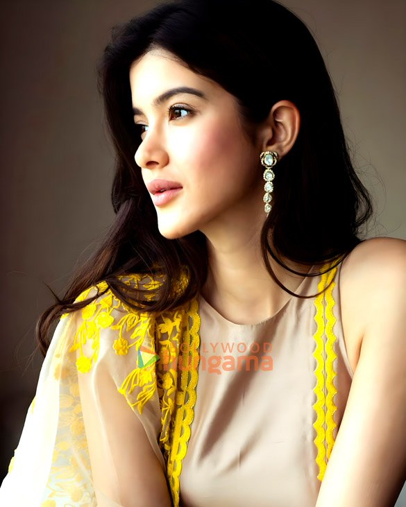 shanaya kapoor 3 72
