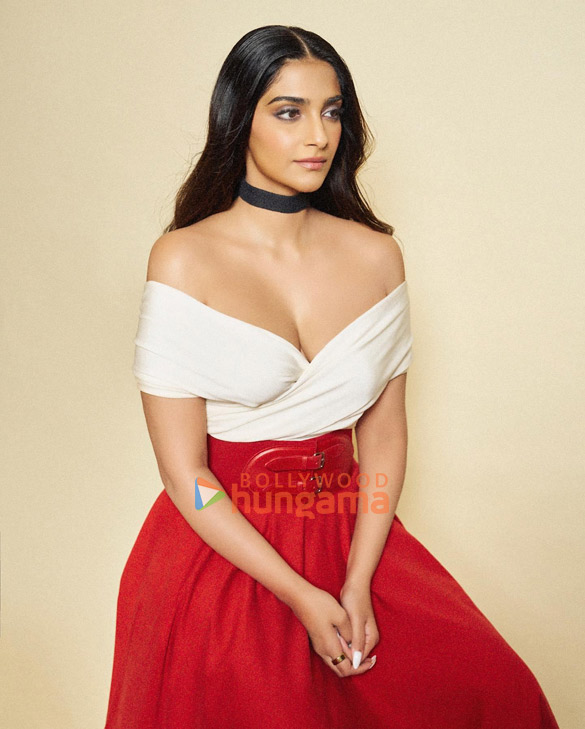 sonam kapoor ahuja 8 4