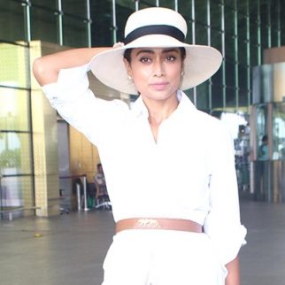 Wow! What do you think of Shriya Saran's holiday themed airport look