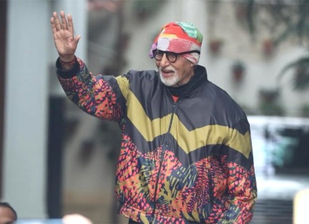 Amitabh Bachchan gives witty comeback as a fan notices his drawstrings on joggers; says, “Fashion of today’s generation is hanging”