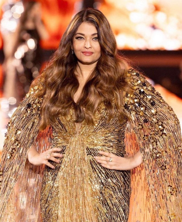 Aishwarya Rai Bachchan graces the Paris Fashion Week Ramp for L’Oréal