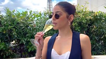 Alaya F shares a glimpse of her dreamy vacation