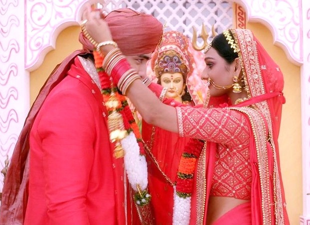 Bhagya Lakshmi upcoming twist: Malishka to crash Rishi and Lakshmi's car after their wedding, watch