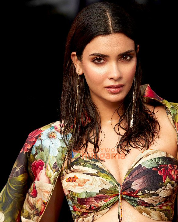 diana penty 2 88
