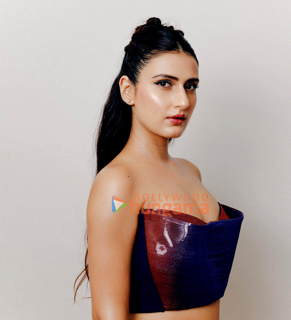 fatima sana shaikh 2 84