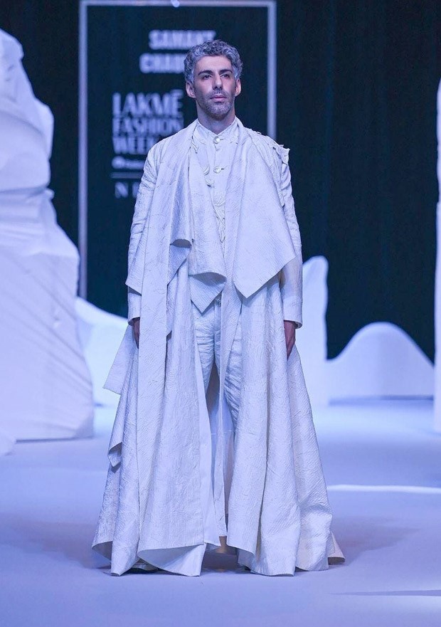 Jim Sarbh steals the spotlight as the showstopper for Samant Chauhan in monotone outfit at Lakme Fashion Week