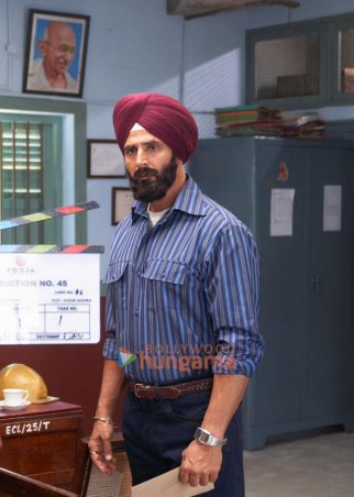 On The Sets of Mission Raniganj