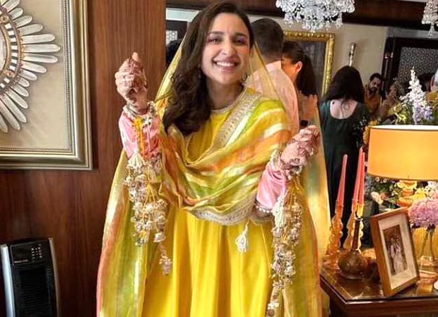 Parineeti Chopra poses with her chuda in this UNSEEN photo from her wedding celebrations with Raghav Chadha