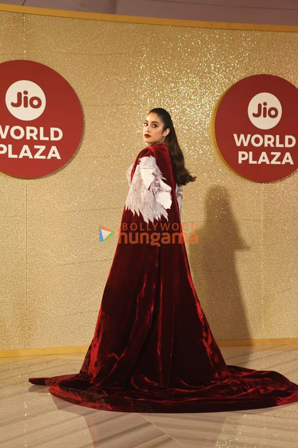 photos alia bhatt salman khan deepika padukone and others snapped at jio world plaza launch 122 9