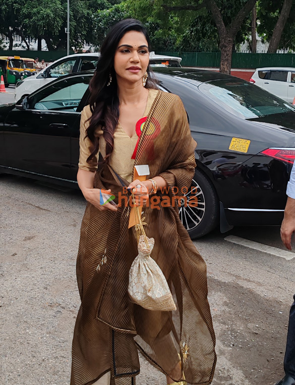 photos celebs grace 69th national awards 1