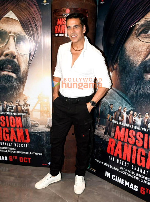 photos celebs grace the special screening of mission raniganj 6