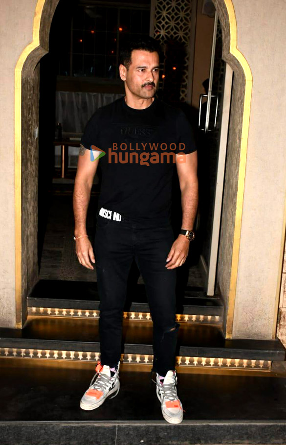 photos celebs snapped at bayroute in juhu 5