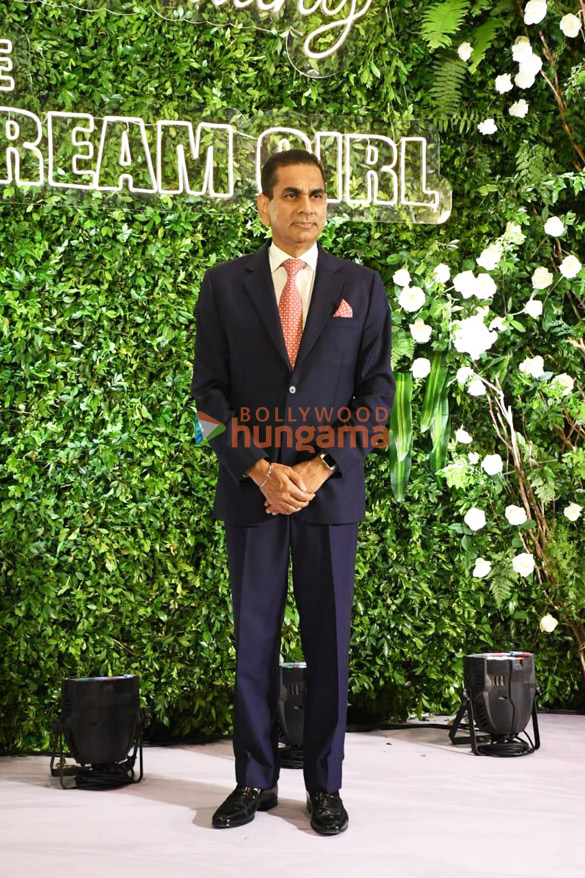photos celebs snapped at hema malinis 75th birthday celebration 6655 1