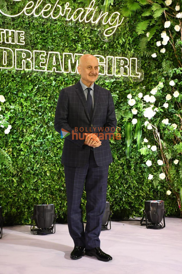 photos celebs snapped at hema malinis 75th birthday celebration 909 10